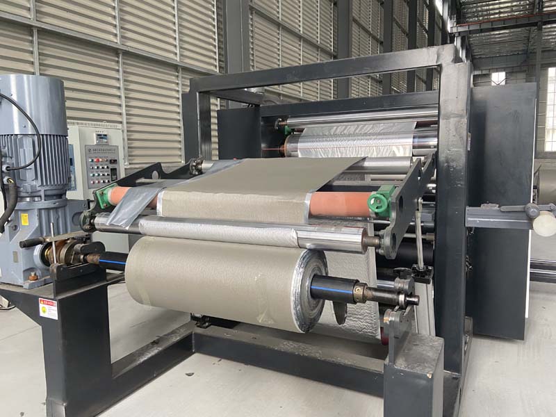 中拓全鑫功能瓦生產(chǎn)線 中拓全鑫功能瓦生產(chǎn)線