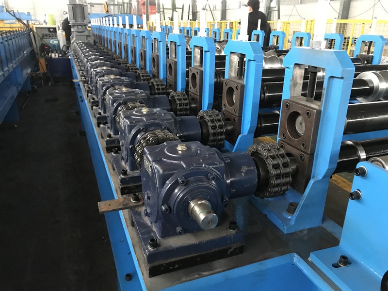 中拓冷彎高速波紋屋面瓦成型設(shè)備 中拓冷彎高速波紋屋面瓦成型設(shè)備