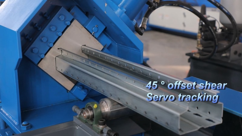 阿根廷貨架立柱設(shè)備堆垛機(jī) 阿根廷貨架立柱設(shè)備堆垛機(jī)