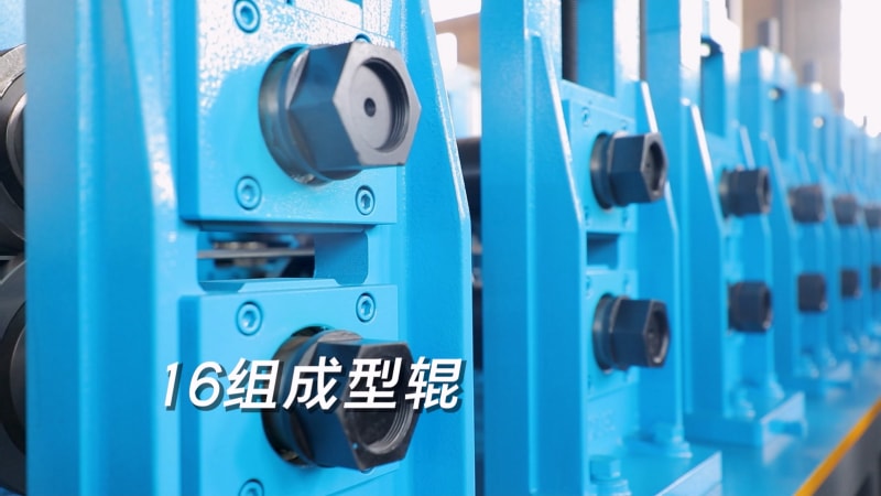 出口南非地區(qū)-小貨架橫梁成型機