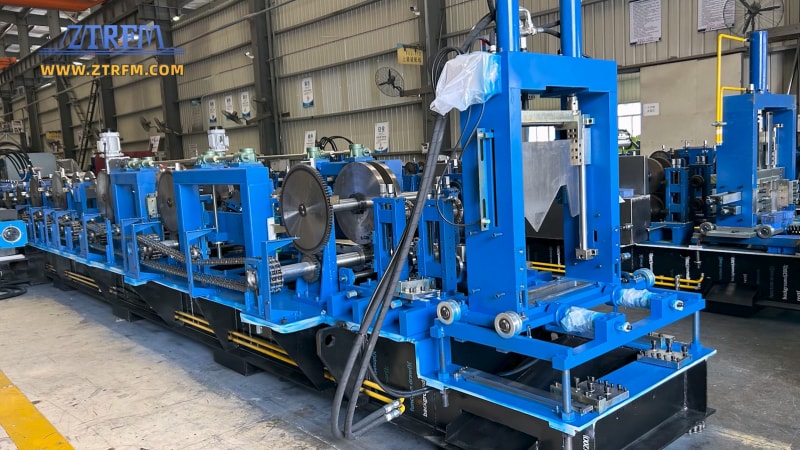 幾字形鋼換型輥壓成型設備 幾字形鋼換型輥壓成型設備