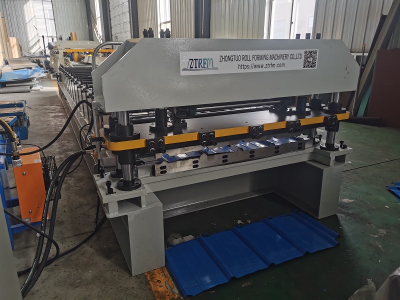 ZTRFM金屬屋面板輥壓成型生產(chǎn)線 ZTRFM金屬屋面板輥壓成型生產(chǎn)線