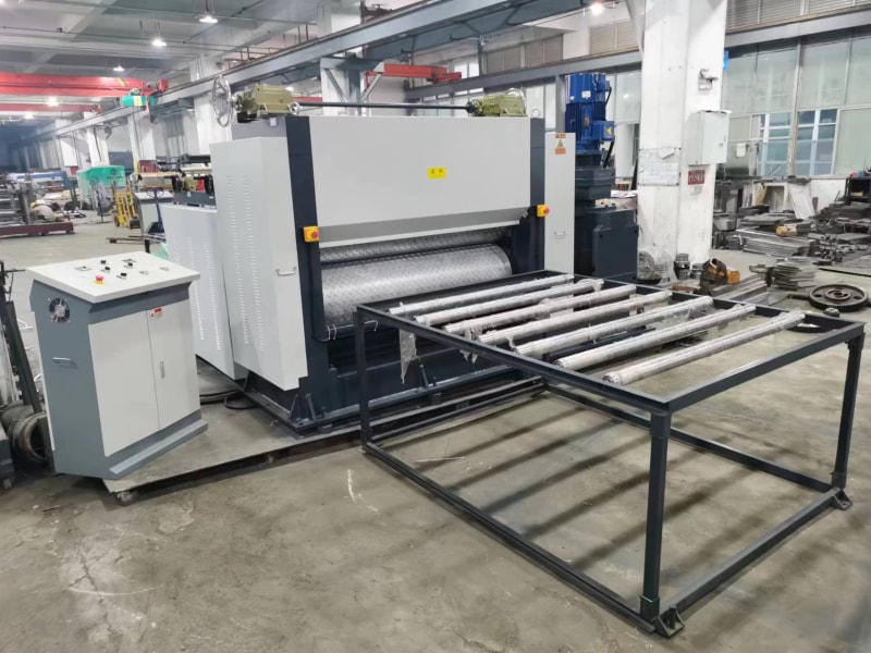 為什么選擇ZTRFM金屬壓花機設備？