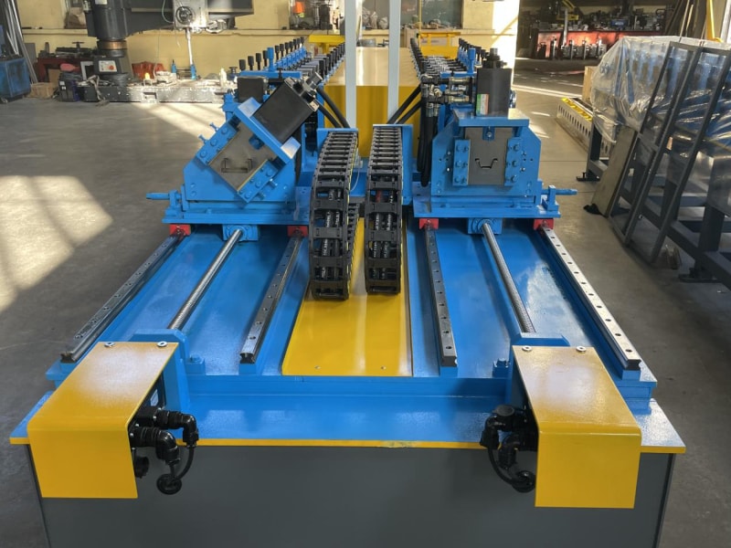 如何在一臺成型機上生產(chǎn)C型鋼和帽型鋼？