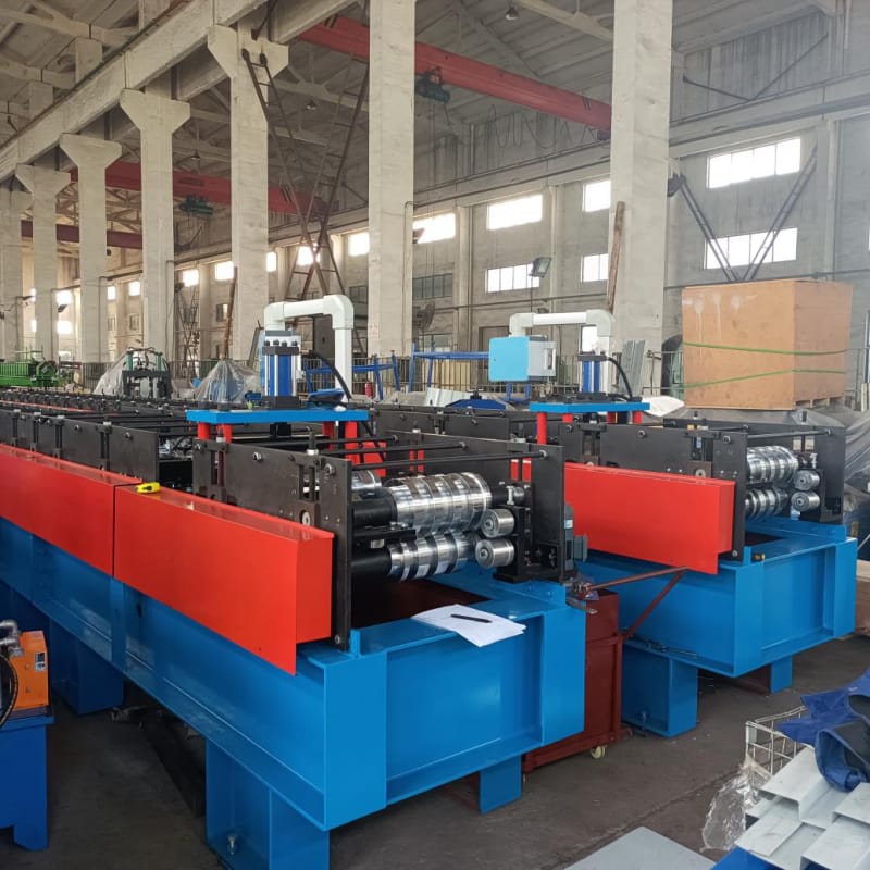 工業(yè)與美觀兼具金屬外墻板機(jī)解析：性能、優(yōu)勢(shì)與市場(chǎng)應(yīng)用