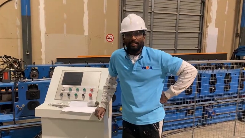 中拓冷彎聚氨酯復(fù)合板底板機(jī)設(shè)備 成功交付巴西 助力客戶生產(chǎn)升級(jí) 中拓冷彎聚氨酯復(fù)合板底板機(jī)設(shè)備 成功交付巴西 助力客戶生產(chǎn)升級(jí)